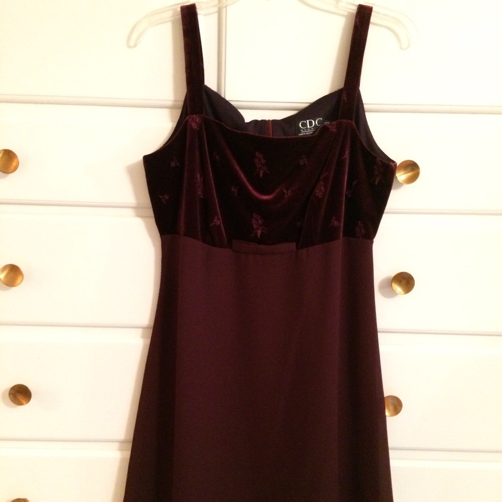 Wine Cocktail/Wedding-Guest Dress w Velvet Bodice